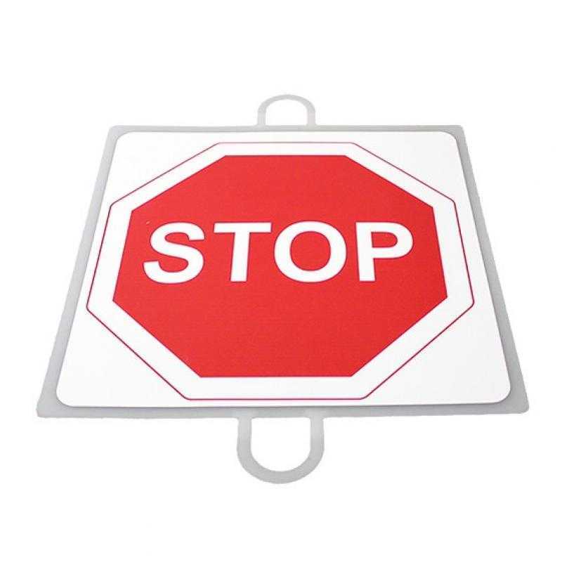 Panel de señalización tráfico de prioridad nº 1 (stop)