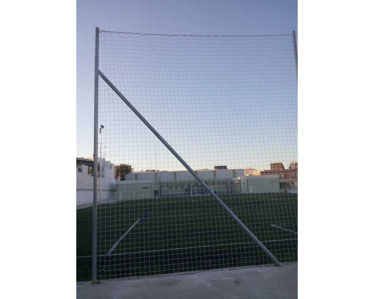 Poste refuerzo metálico galvanizado para red protección sin botes
