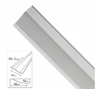 Tapajuntas Adhesivo Para Ceramica Metal Plata   98,5 cm.